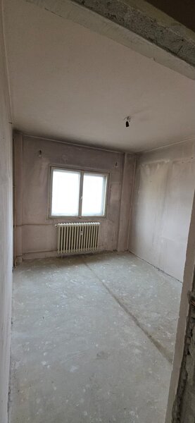 Tineretului langa parc, apartament de vanzare, 4 camere decomandat, 90 mp.